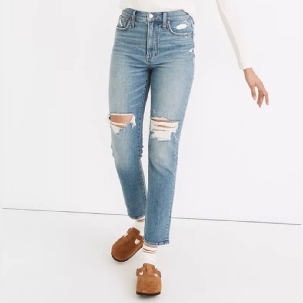28 TALL Madewell Perfect vintage distressed jeans EUC